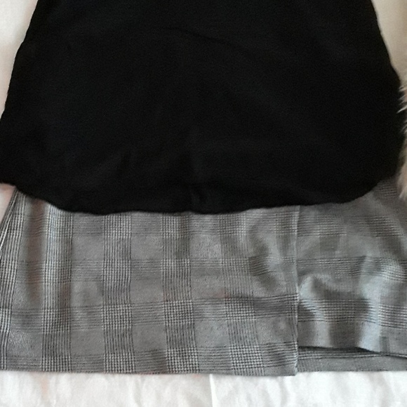 Outfit - Picture 2 of 2